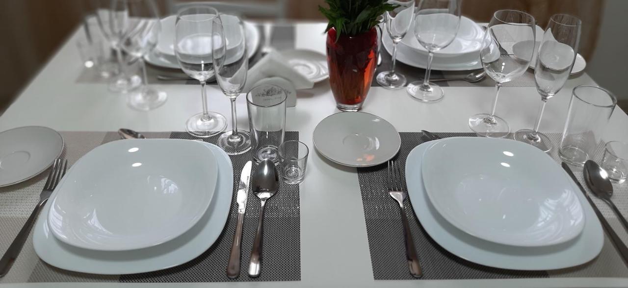 New !!! Modern Lux Apartment In The City Center With A Terrace Mukatsjeve Eksteriør bilde